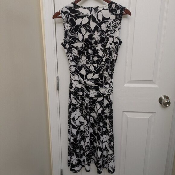 Denver Hayes Sleeveless Black, White and Silver Floral Dress - Like New - Picture 2 of 4